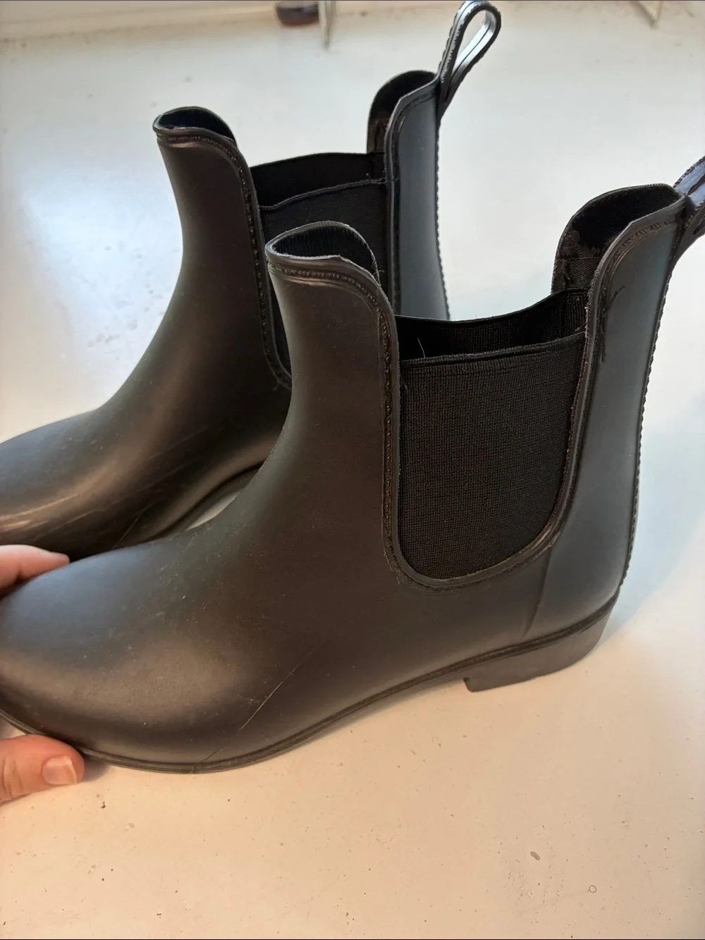 Storm by Cougar Sz 7 Black Rubber Low Rain Boots